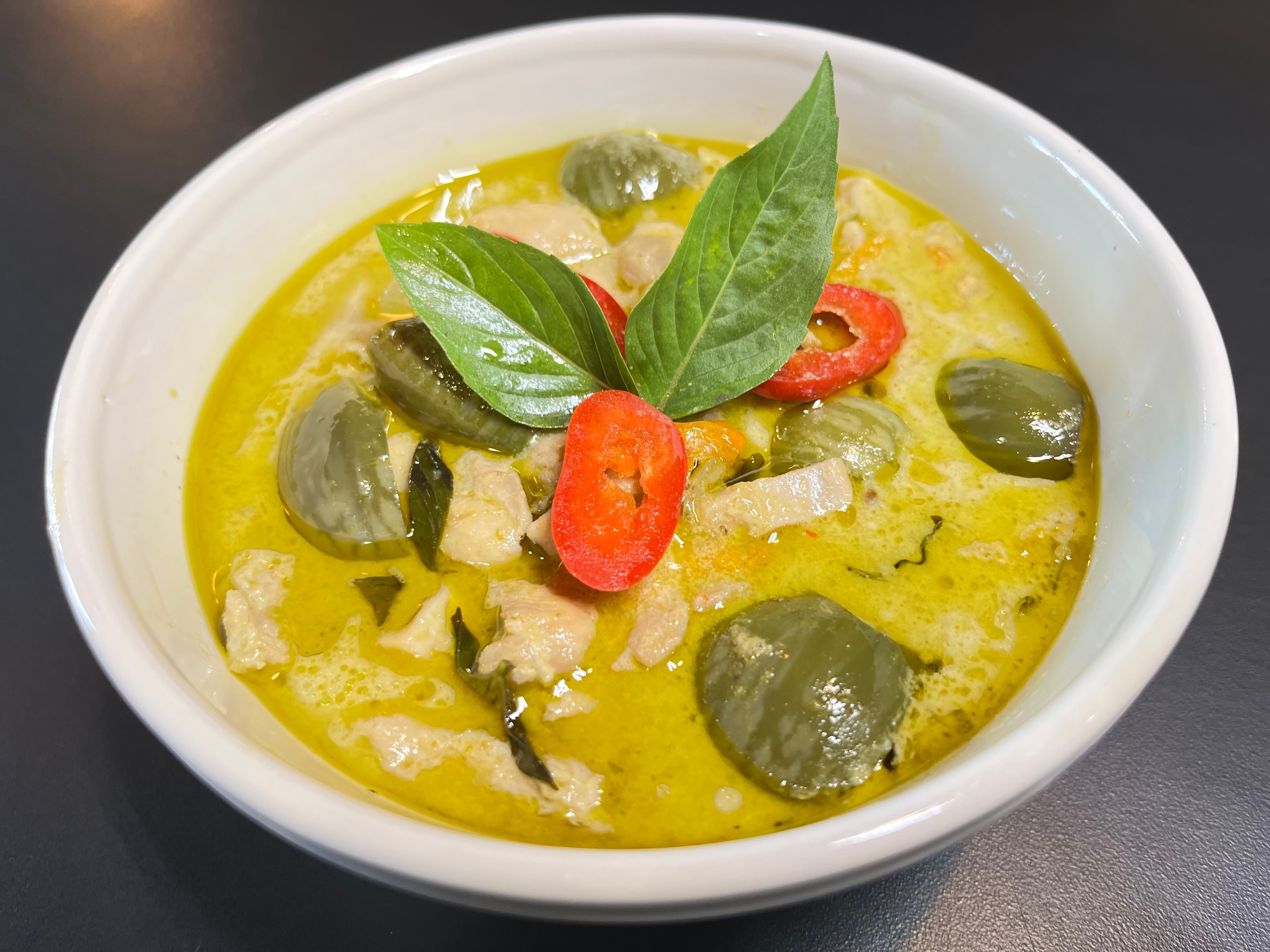 CR2. Gang Keiow Wan (Green Curry)