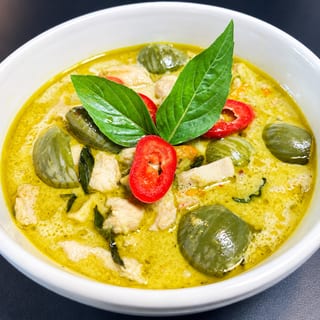Gang Keiow Wan (Green Curry)